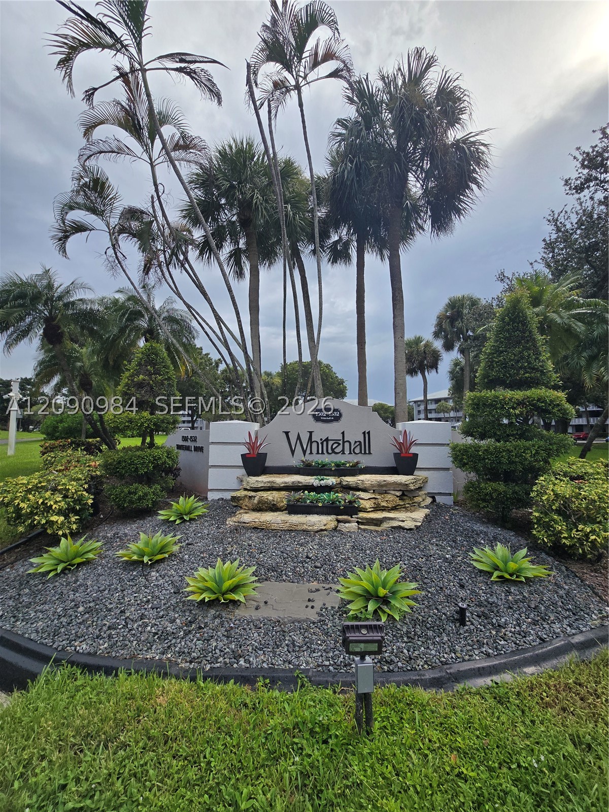 1526 Whitehall Dr #304, Davie FL 33324