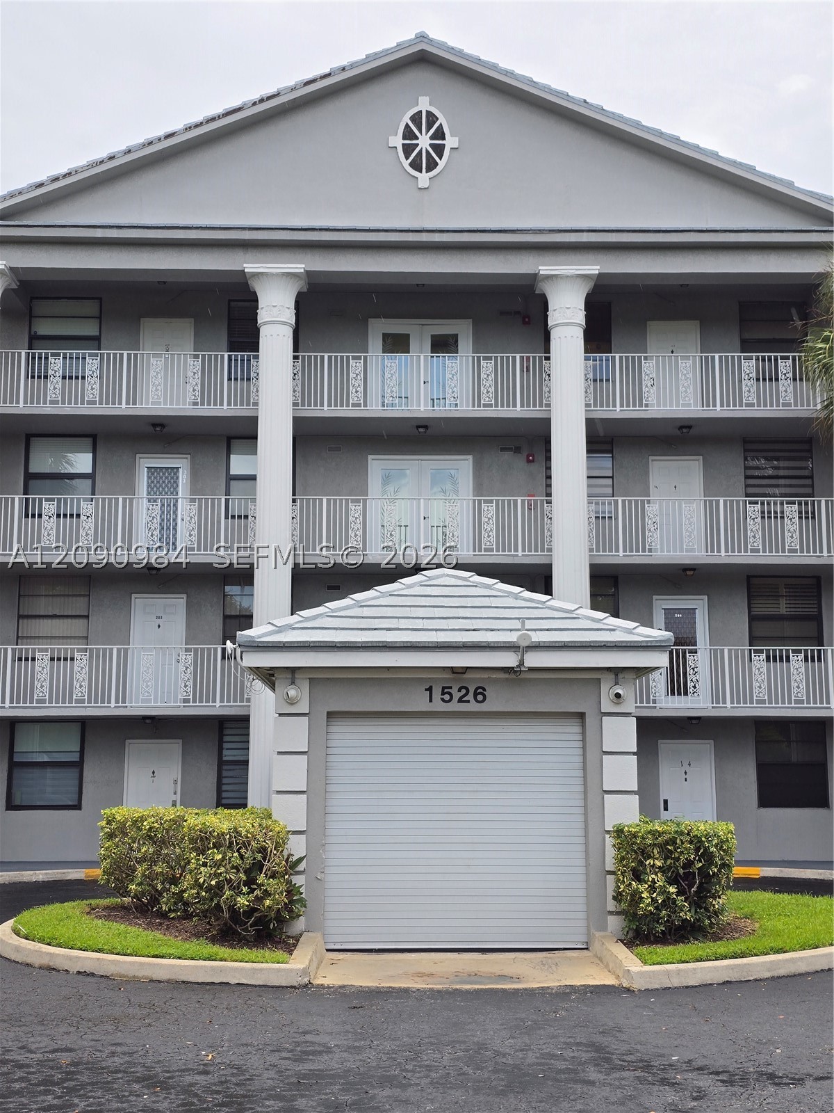 1526 Whitehall Dr #304, Davie FL 33324