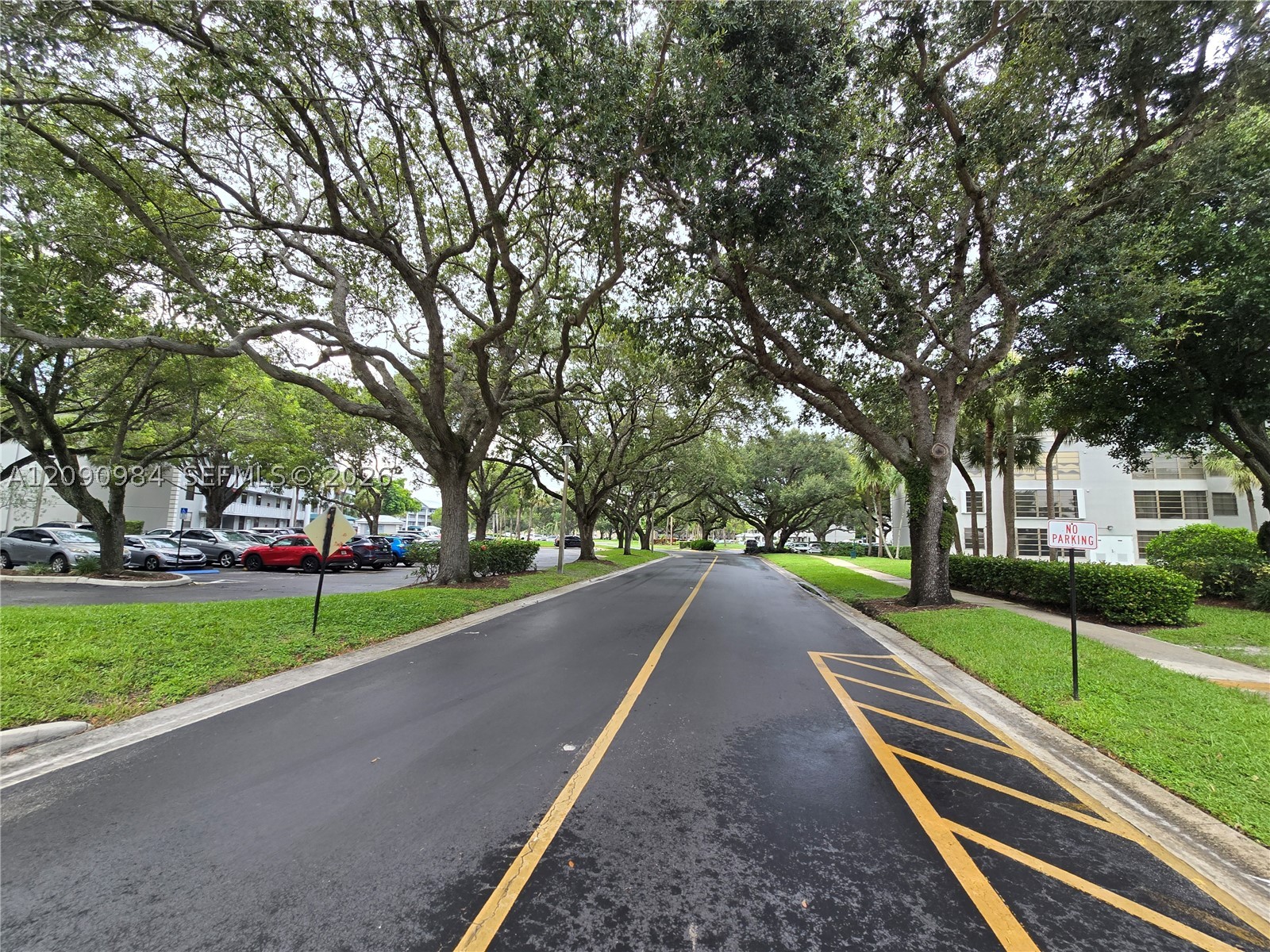 1526 Whitehall Dr #304, Davie FL 33324
