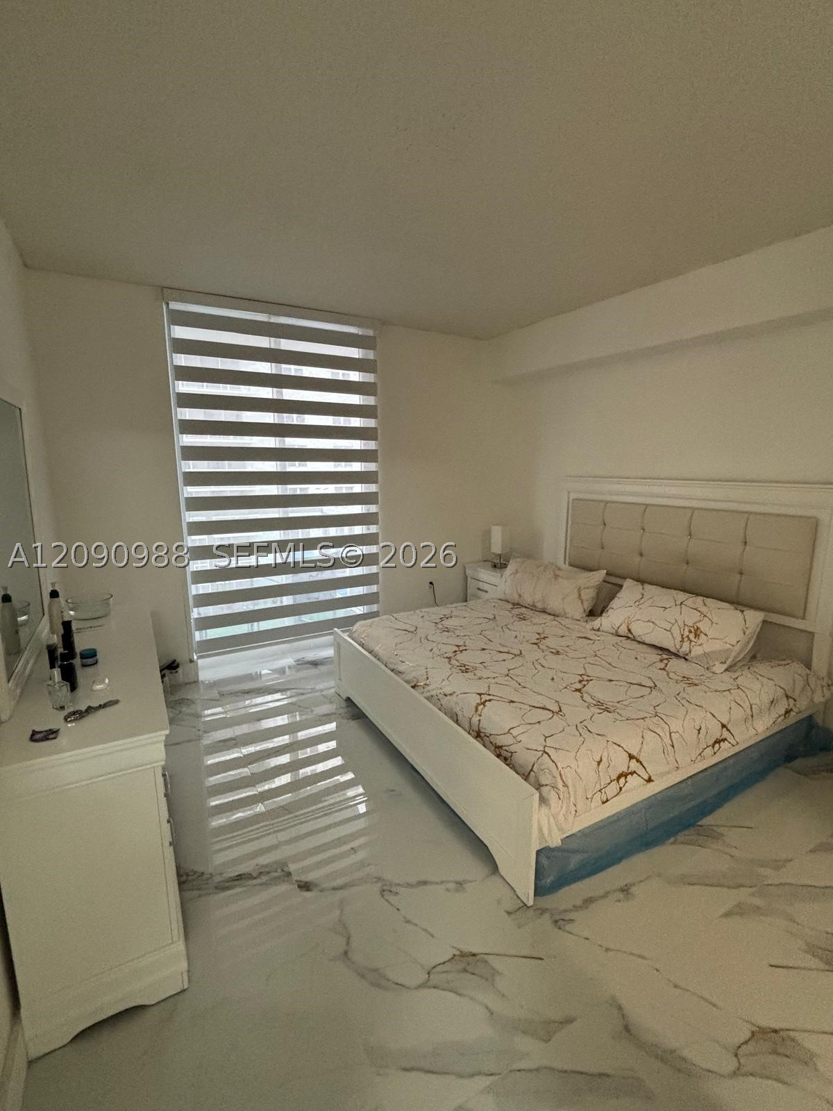 5077 NW 7th St #912, Miami FL 33126