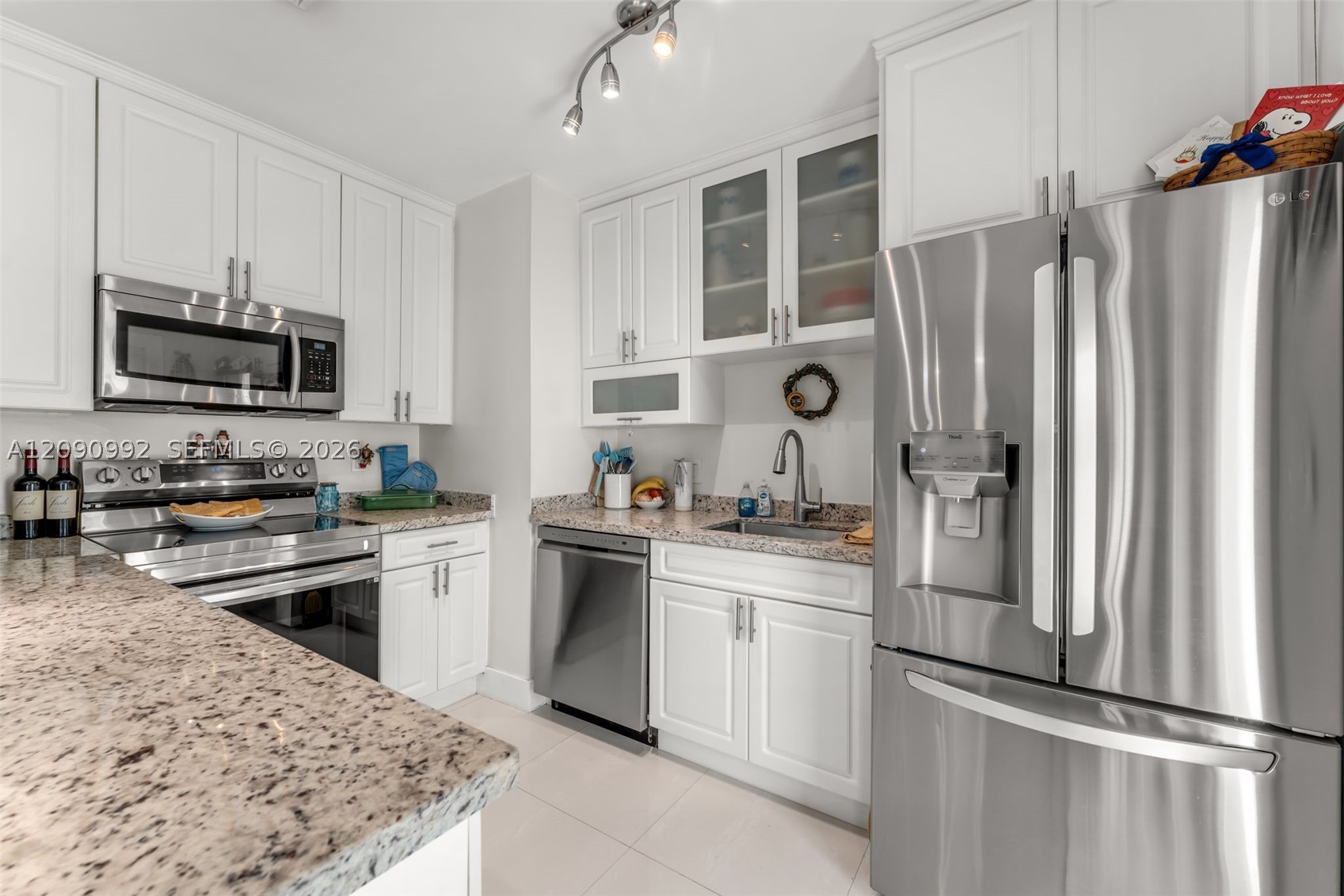 6891 SW 48th Ter, Miami FL 33155