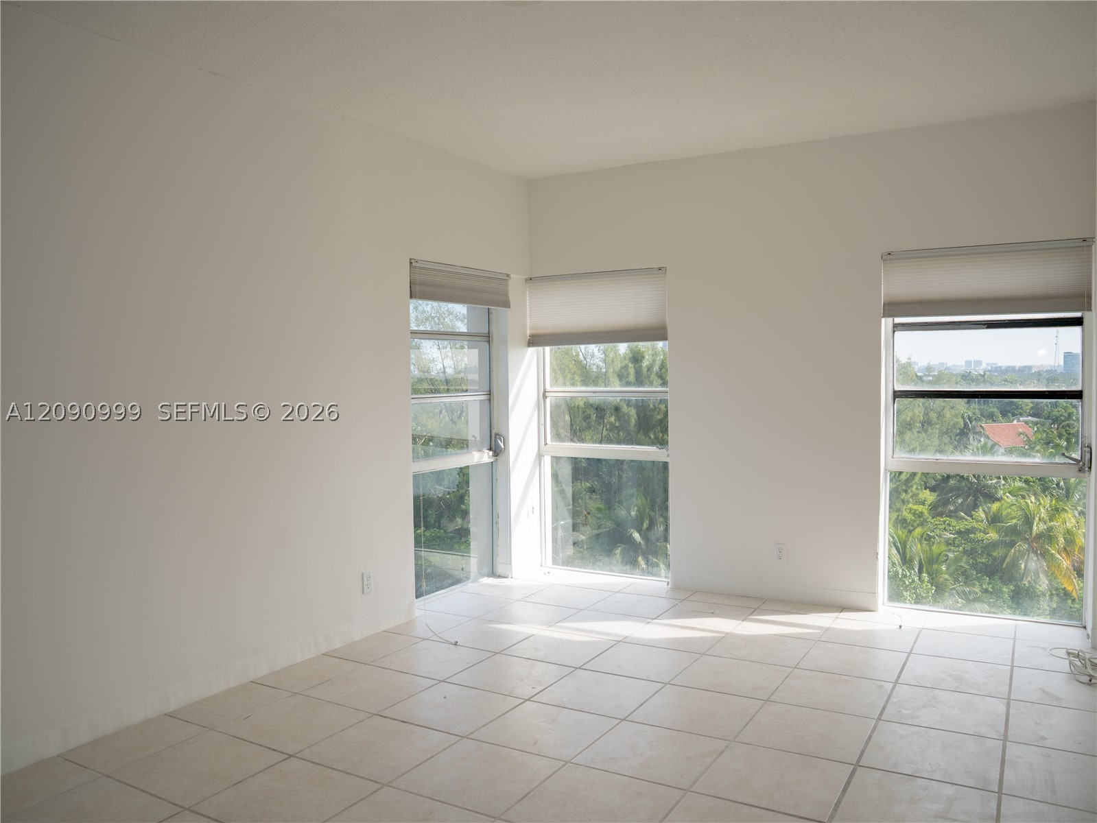 880 NE 69th St #7M, Miami FL 33138