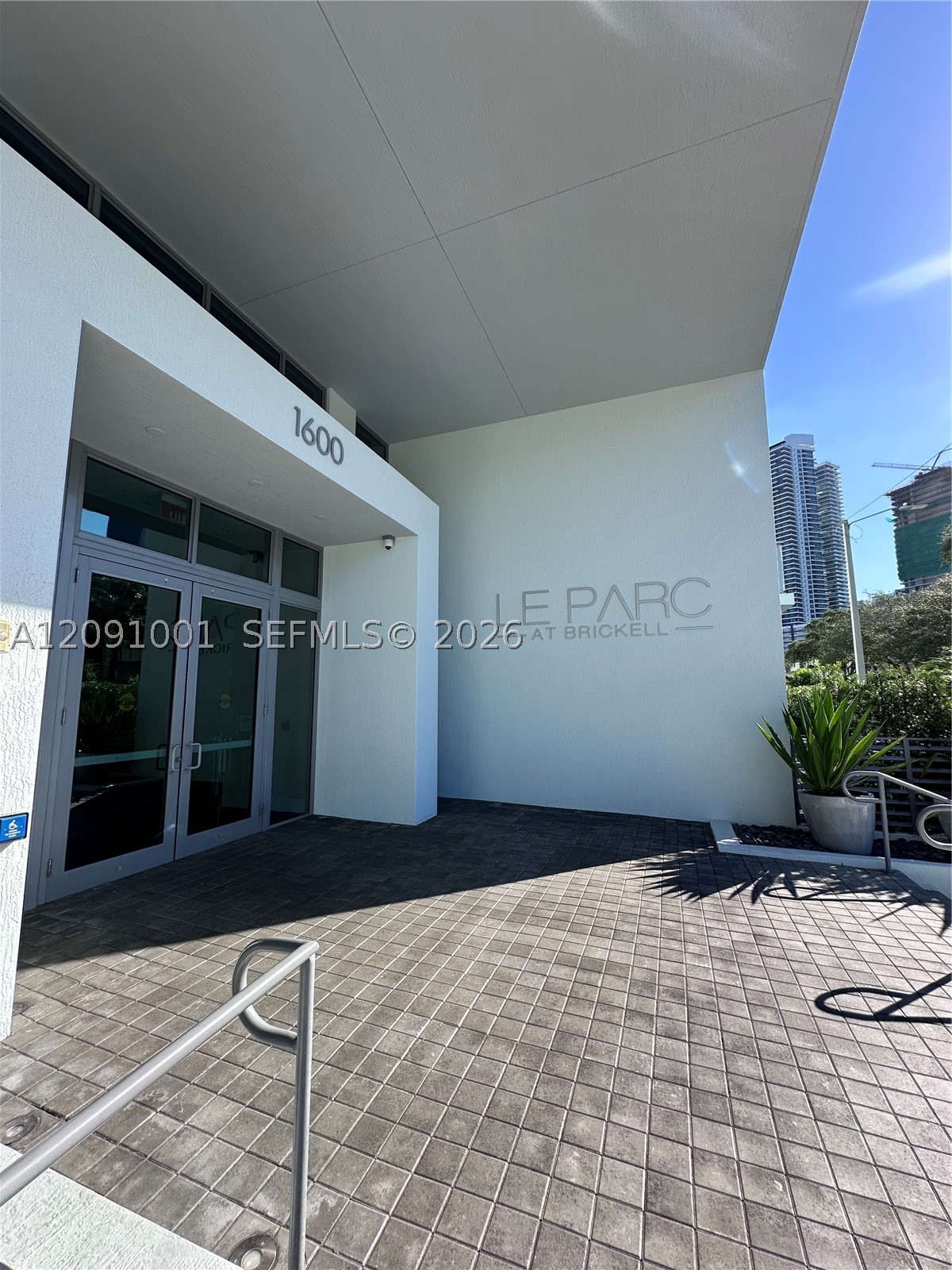 1600 SW 1st Ave #605, Miami FL 33129