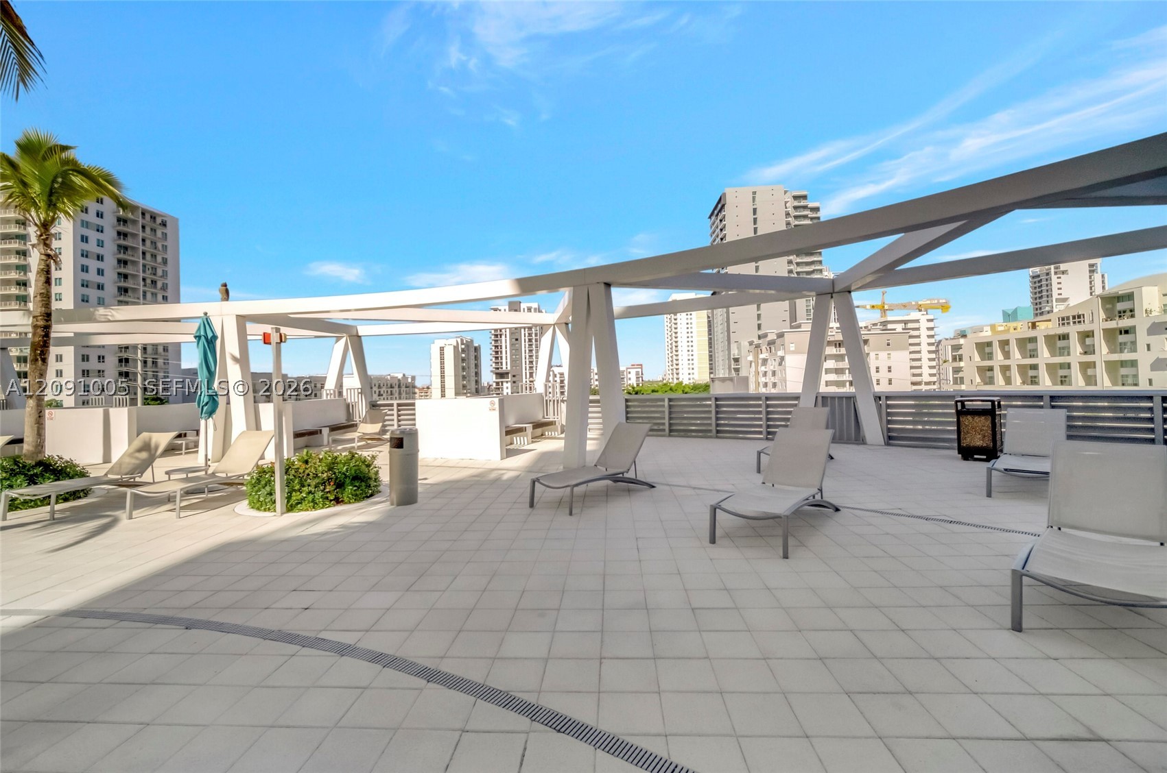 79 SW 12th St #2201-S, Miami FL 33130