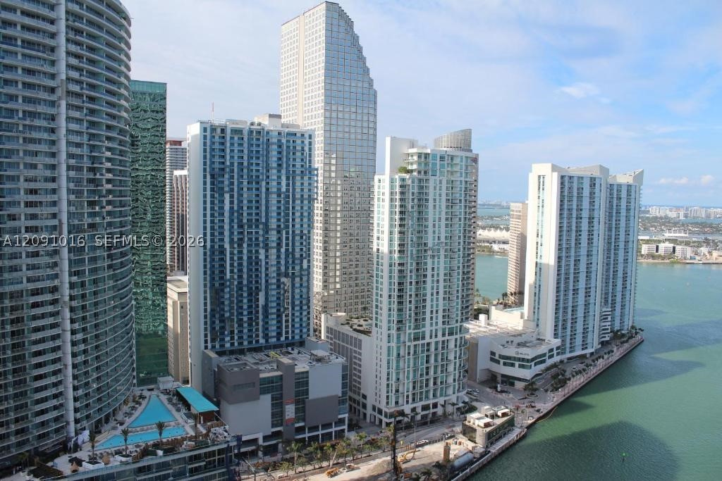 475 Brickell Ave #3709, Miami FL 33131