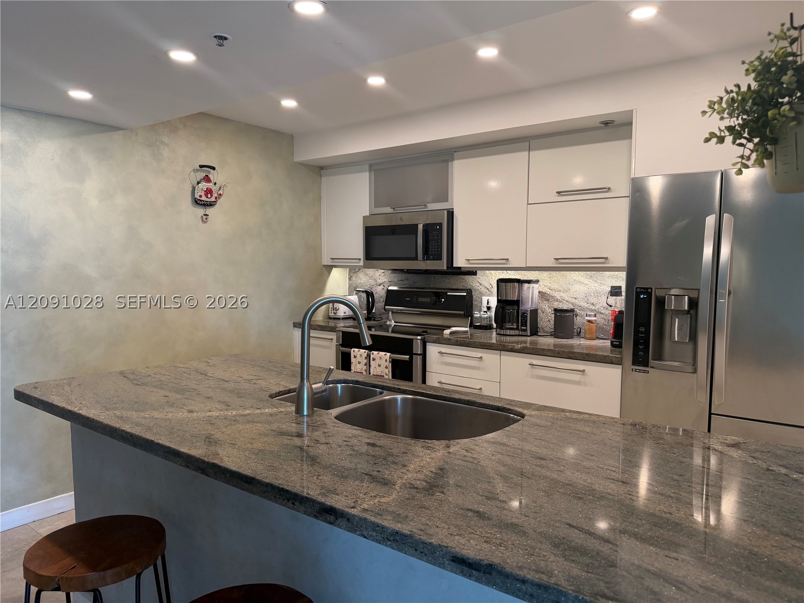 1330 Ocean Dr #R5B, Miami Beach FL 33139