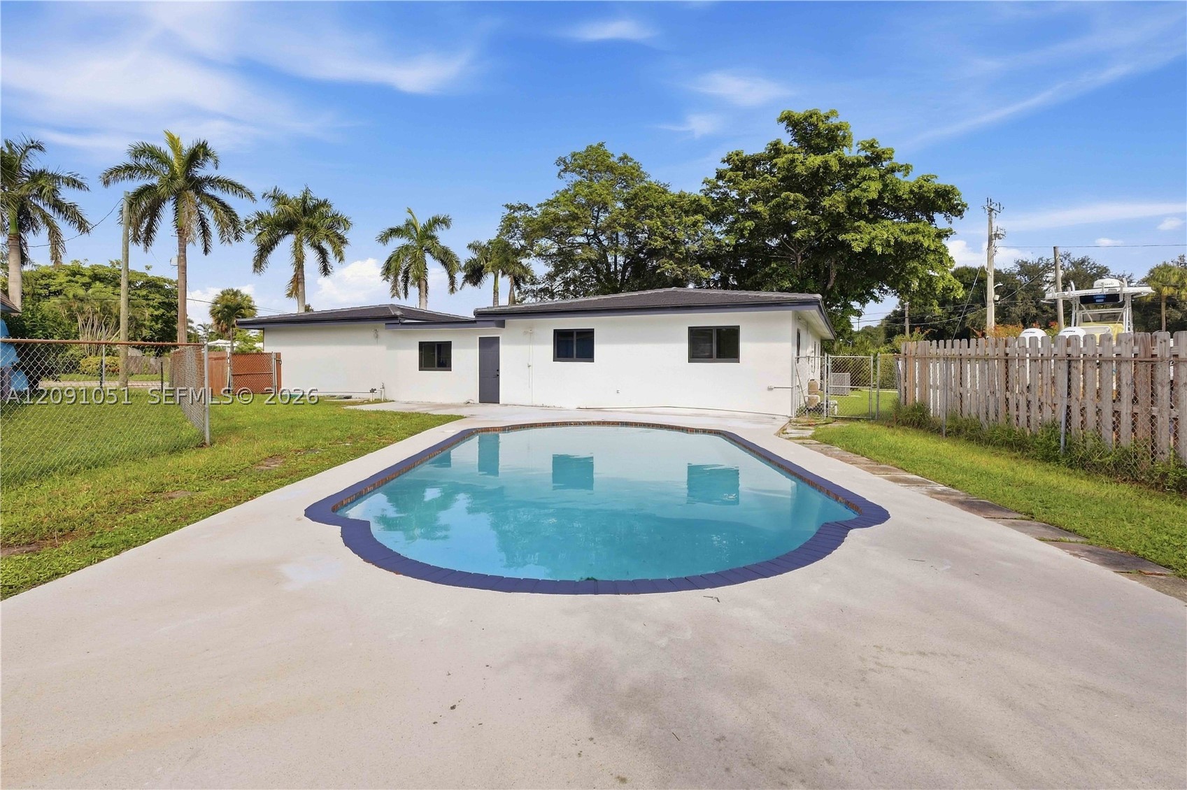 4280 NW 12th St, Coconut Creek FL 33066