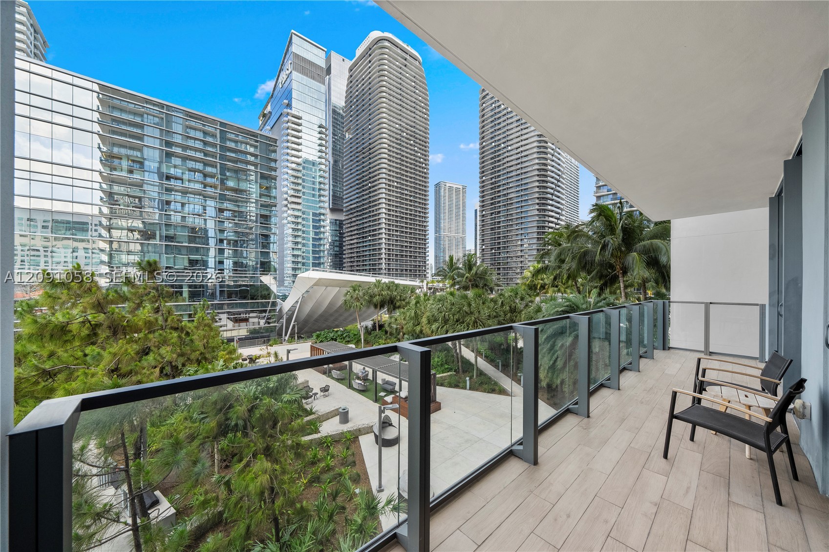 88 SW 7th St #809, Miami FL 33130