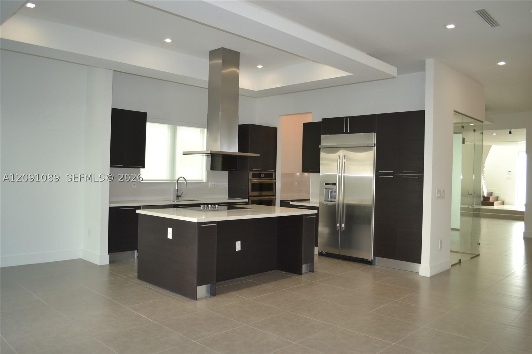 8241 NW 34th Dr, Doral FL 33122