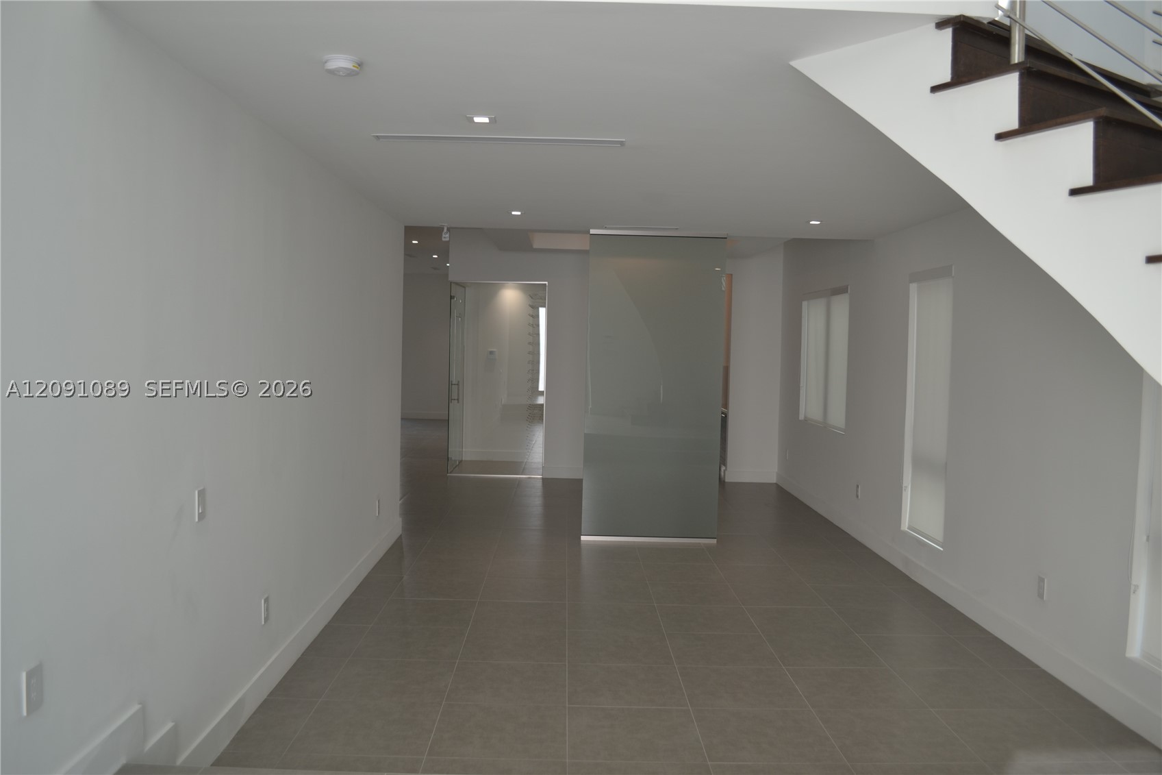 8241 NW 34th Dr, Doral FL 33122
