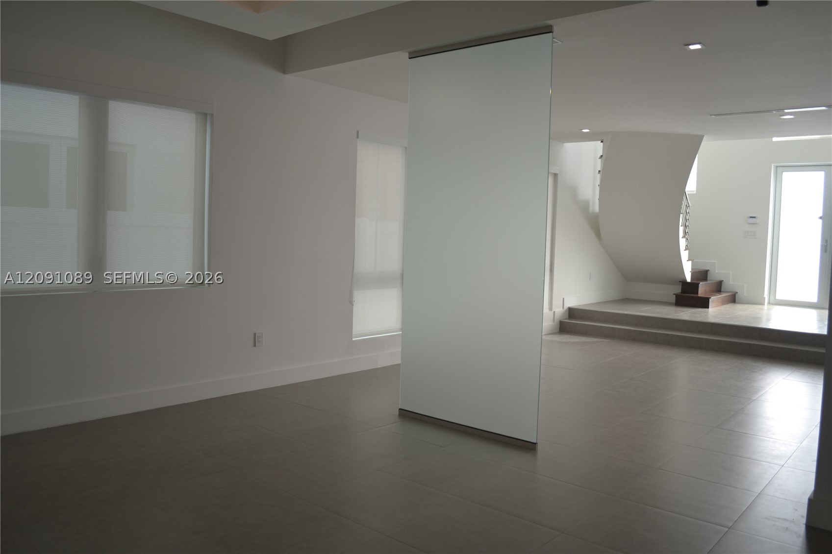 8241 NW 34th Dr, Doral FL 33122