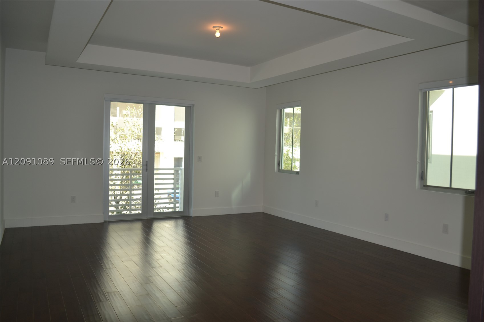 8241 NW 34th Dr, Doral FL 33122