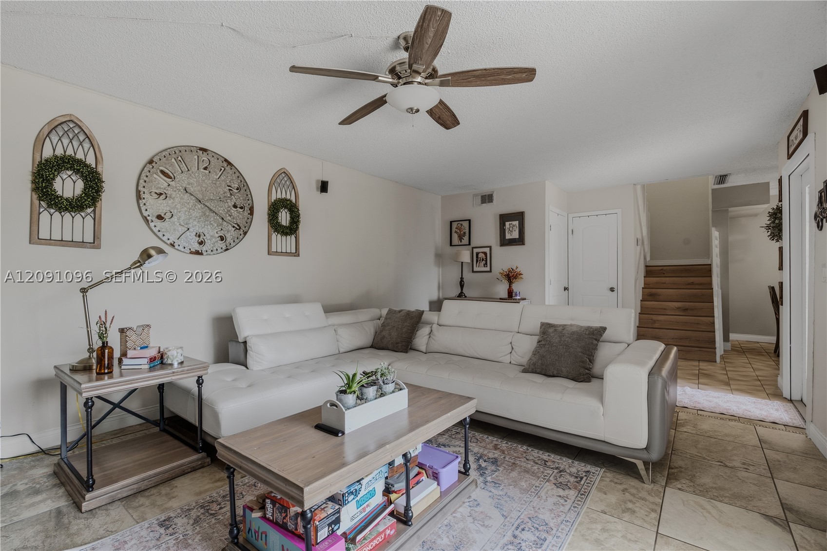 2160 White Pine Cir #B, Green Acres FL 33415