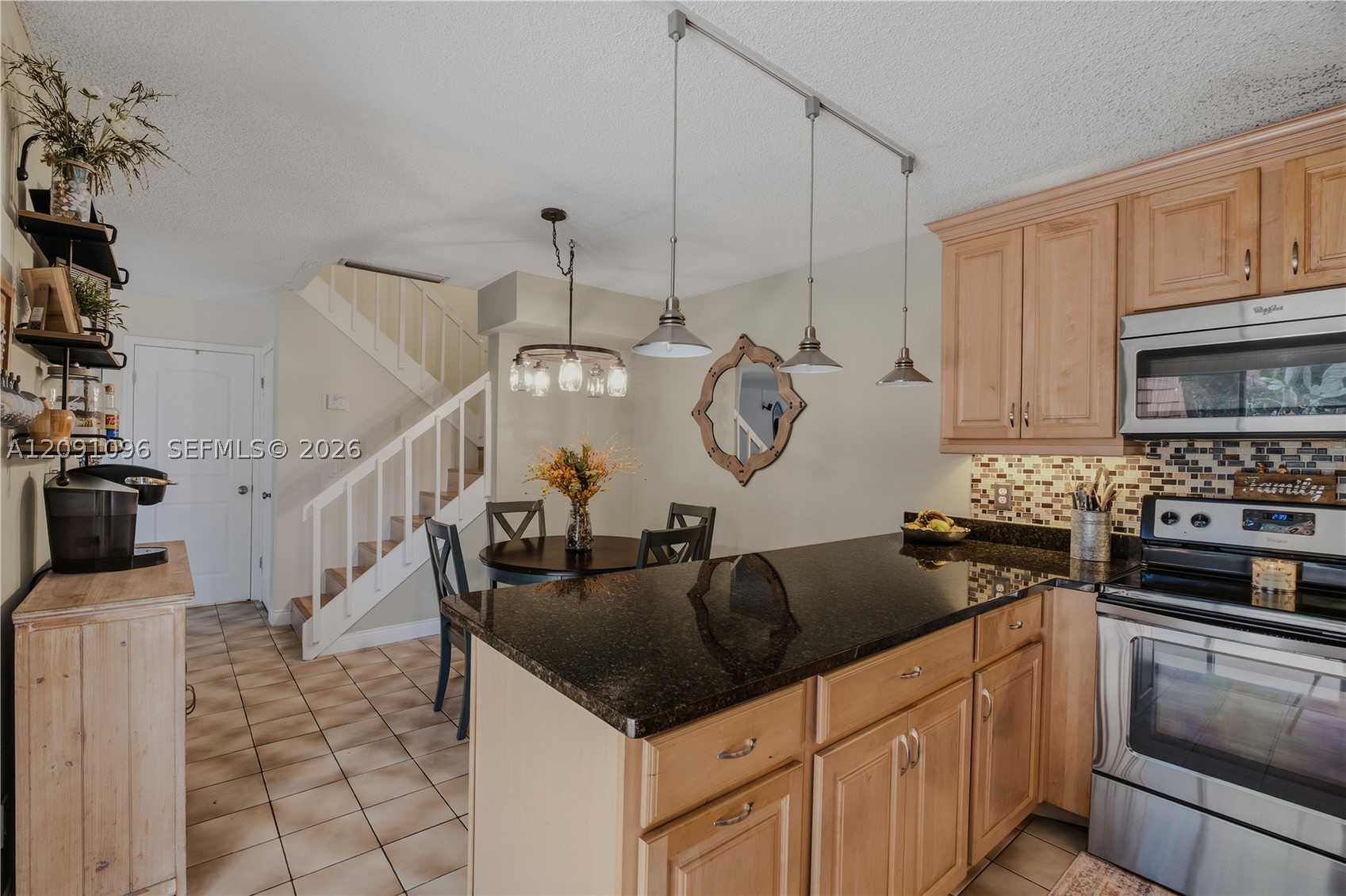 2160 White Pine Cir #B, Green Acres FL 33415