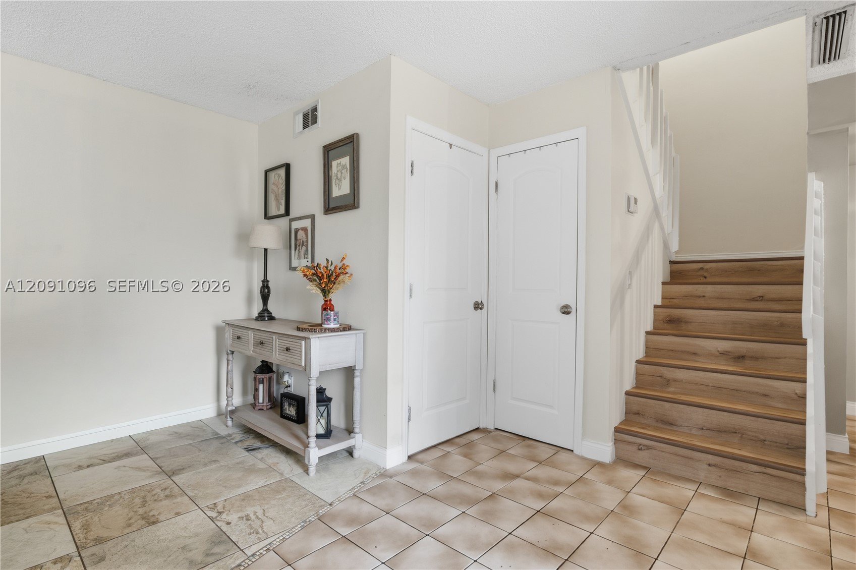 2160 White Pine Cir #B, Green Acres FL 33415