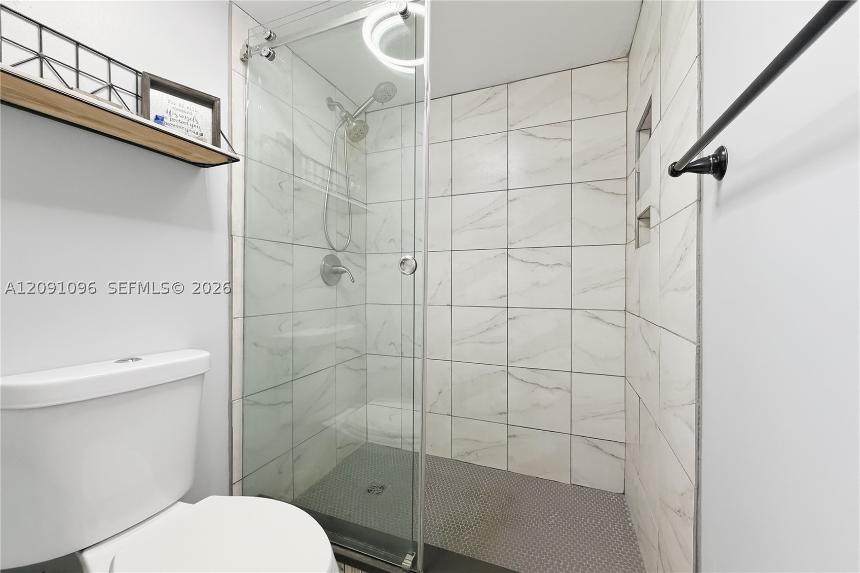 2160 White Pine Cir #B, Green Acres FL 33415