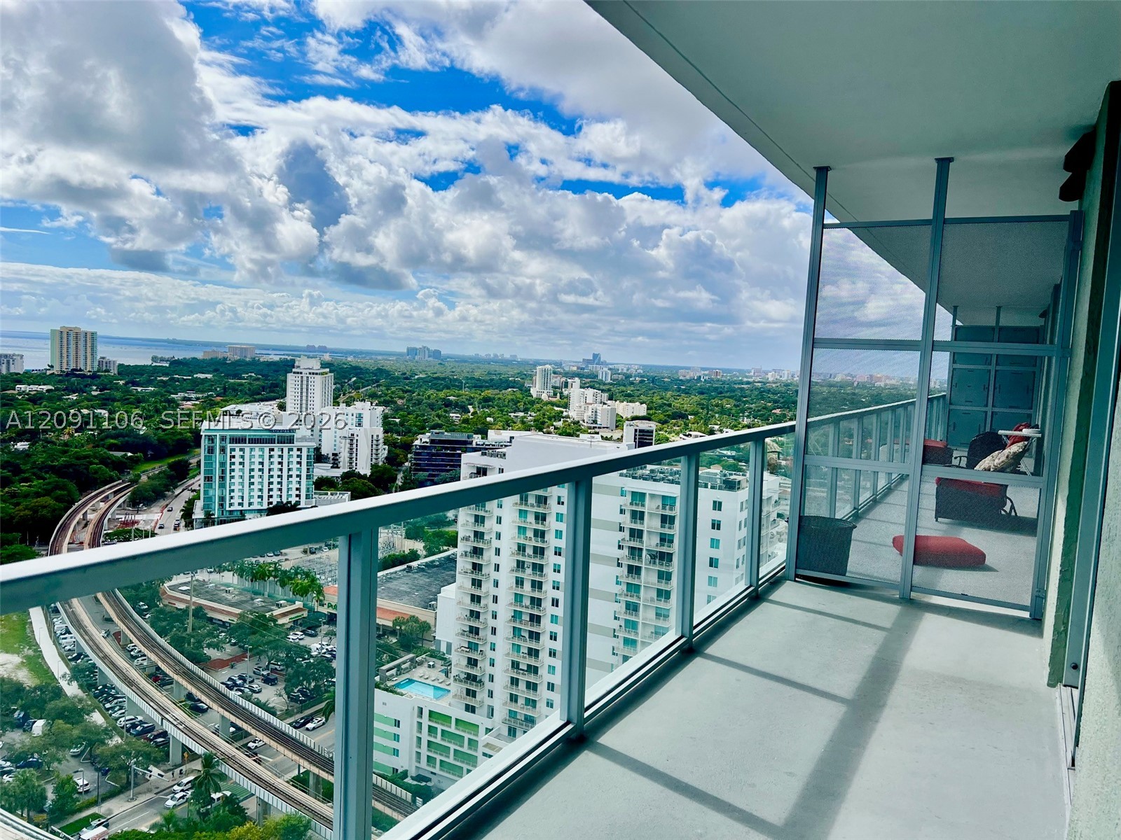 79 SW 12th St #3005, Miami FL 33130