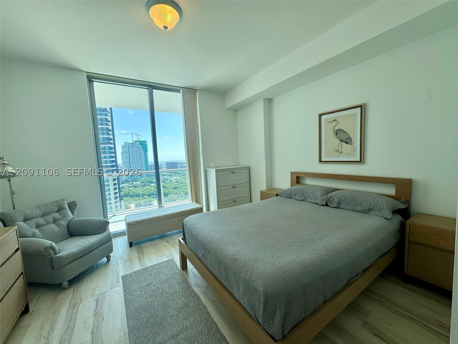 79 SW 12th St #3005, Miami FL 33130
