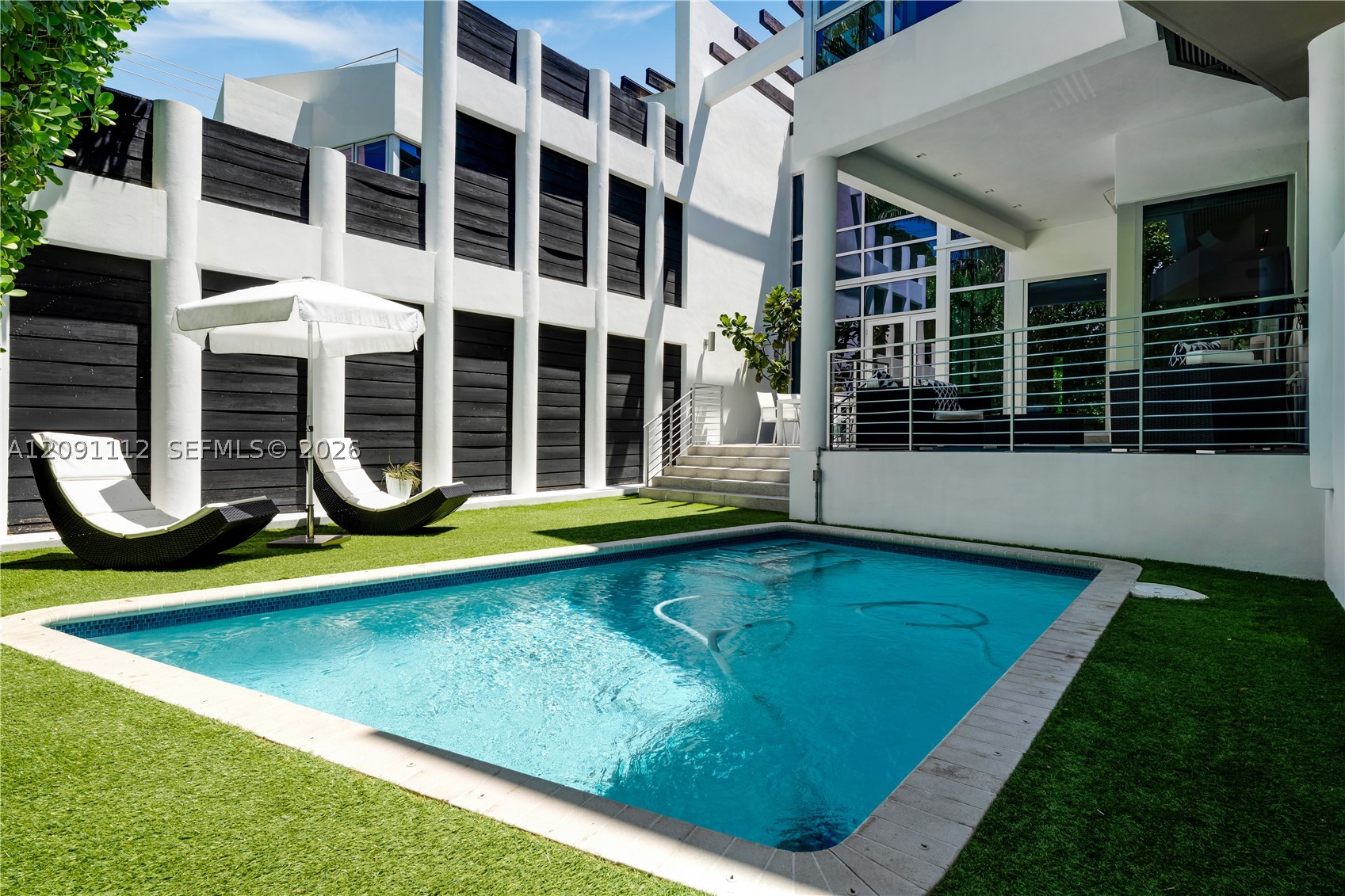 548 Fernwood Rd #548, Key Biscayne FL 33149