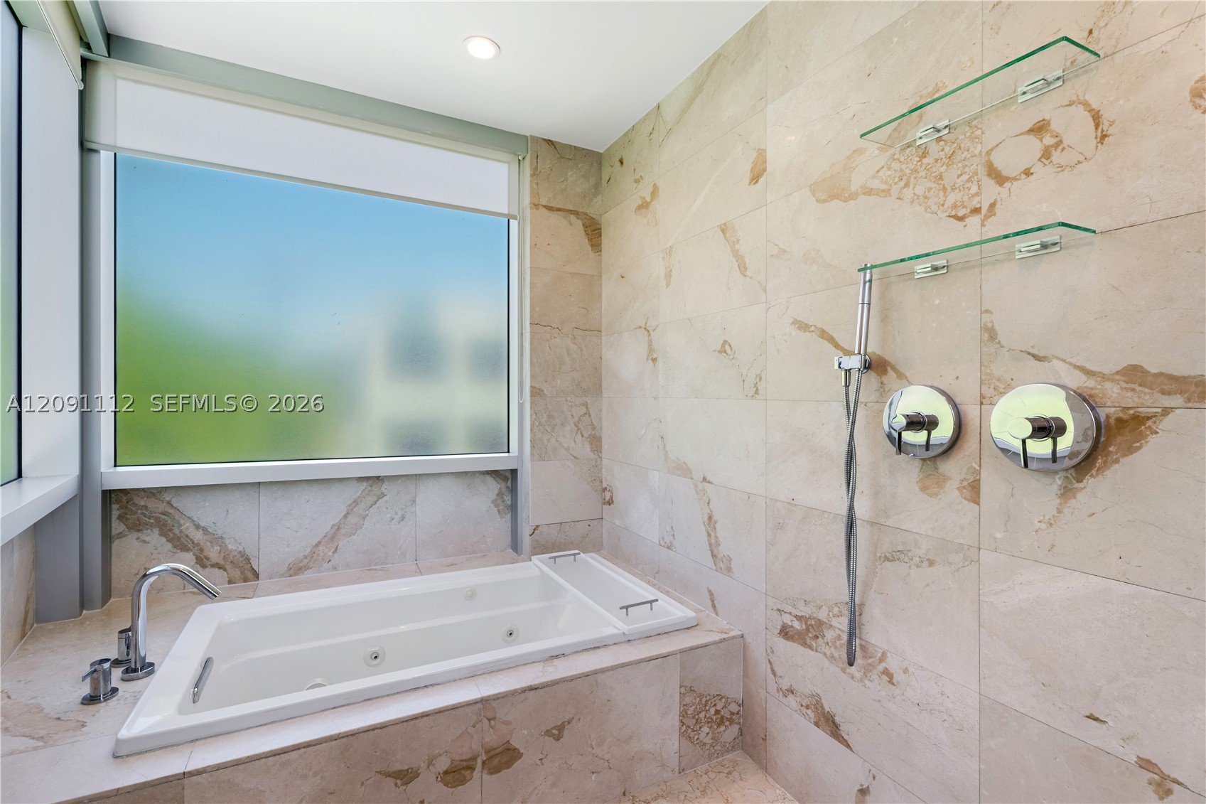 548 Fernwood Rd #548, Key Biscayne FL 33149