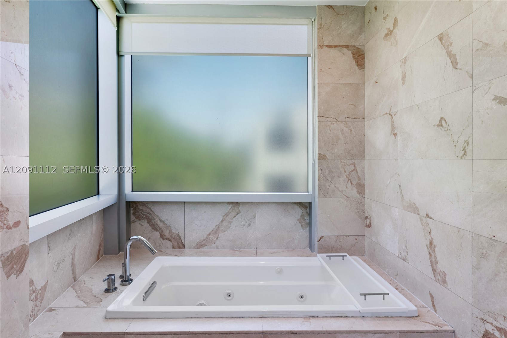 548 Fernwood Rd #548, Key Biscayne FL 33149
