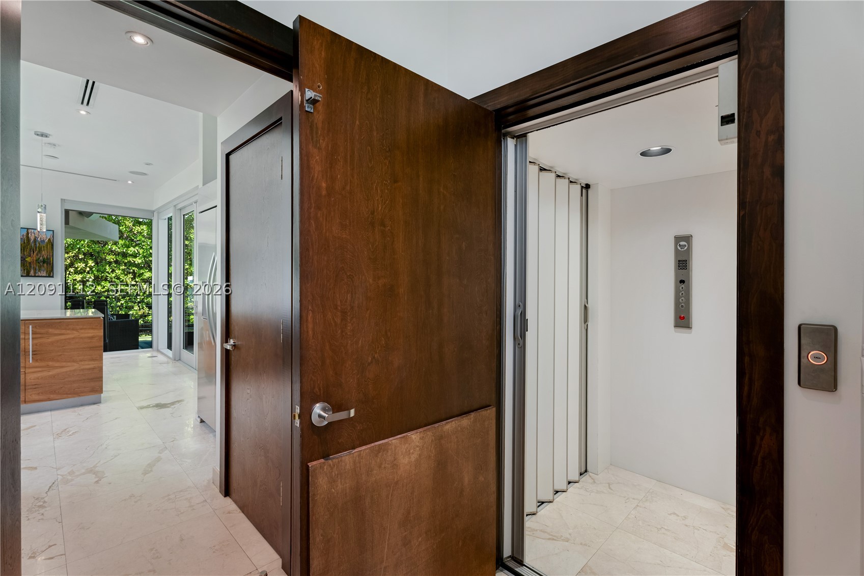 548 Fernwood Rd #548, Key Biscayne FL 33149