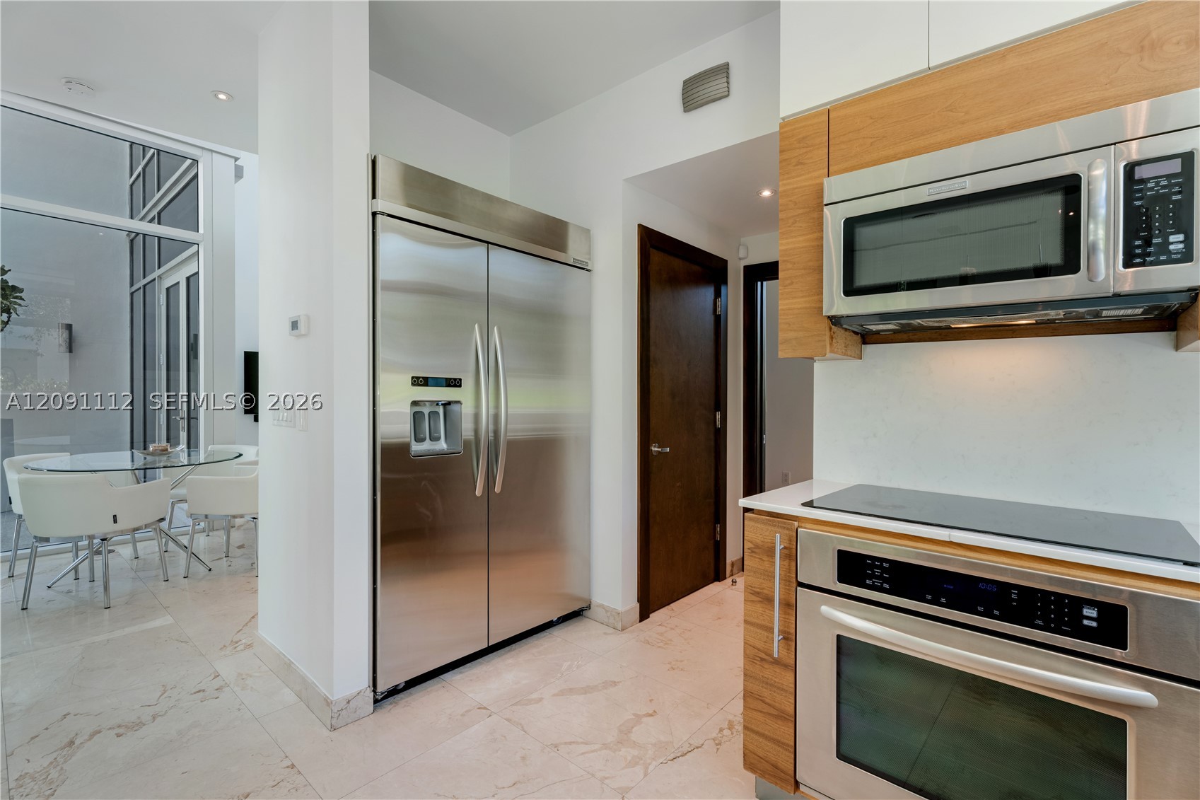 548 Fernwood Rd #548, Key Biscayne FL 33149