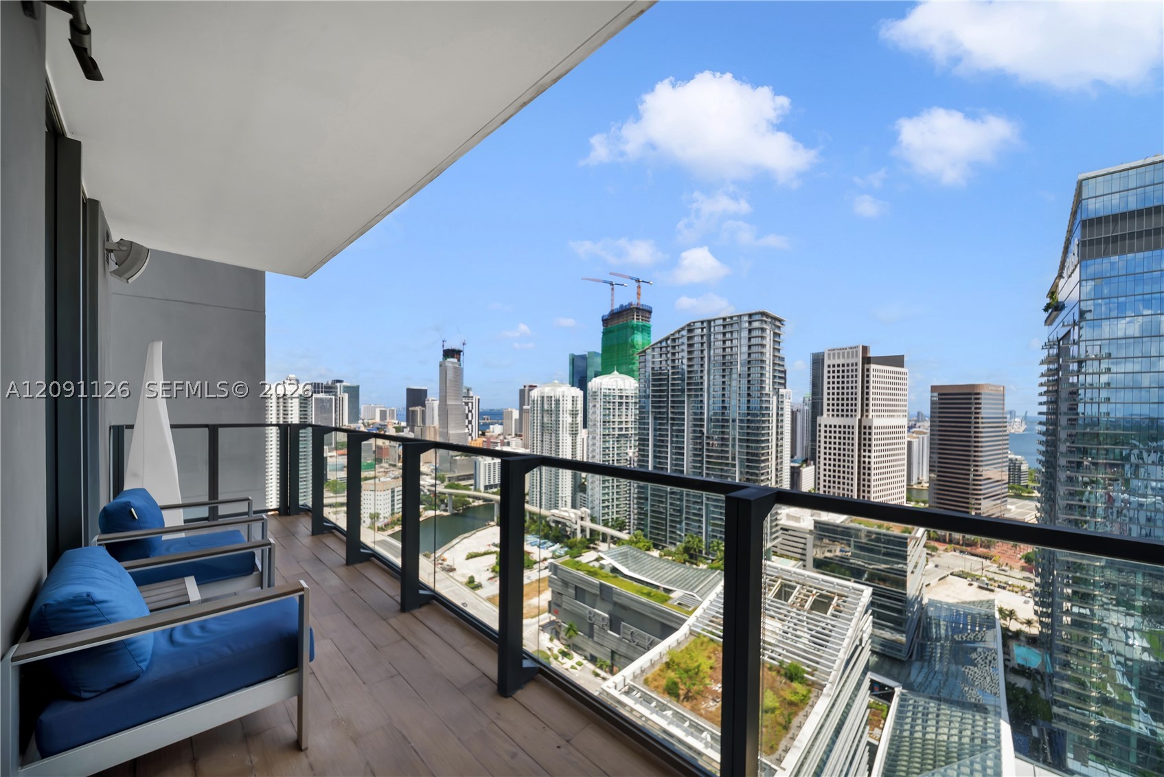 88 SW 7th St #3205, Miami FL 33130