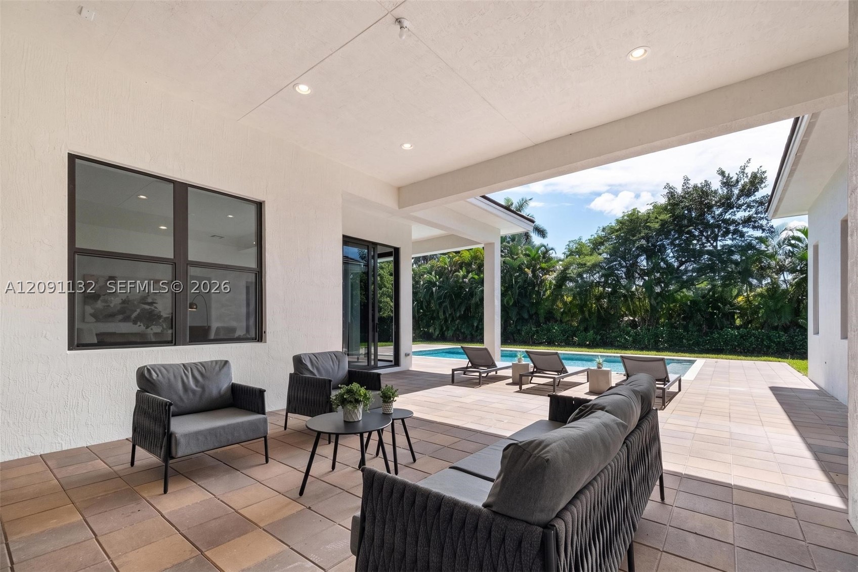 11900 SW 14th Pl, Davie FL 33325