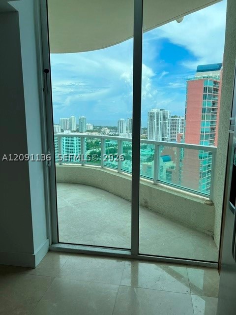 3330 NE 190th St #LPH14, Aventura FL 33180