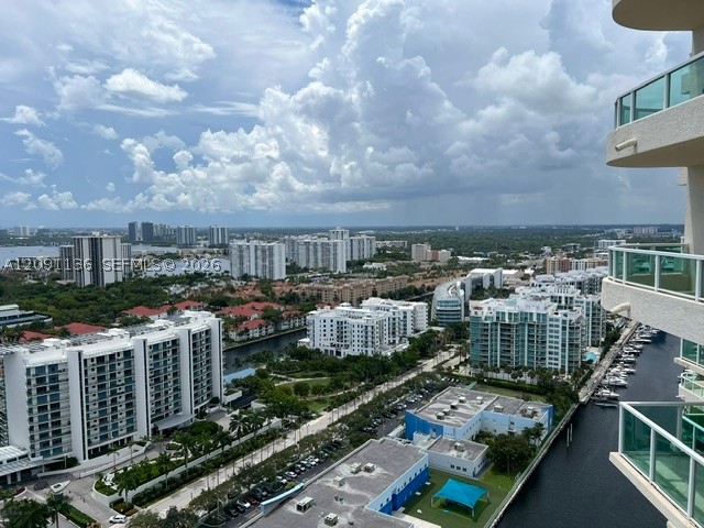 3330 NE 190th St #LPH14, Aventura FL 33180