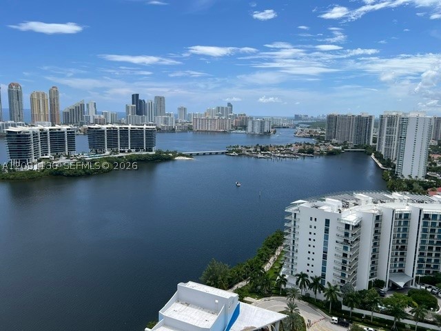 3330 NE 190th St #LPH14, Aventura FL 33180