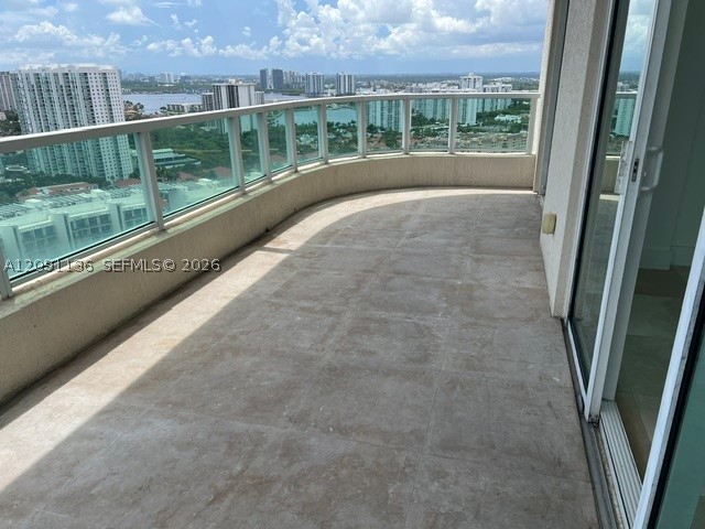 3330 NE 190th St #LPH14, Aventura FL 33180