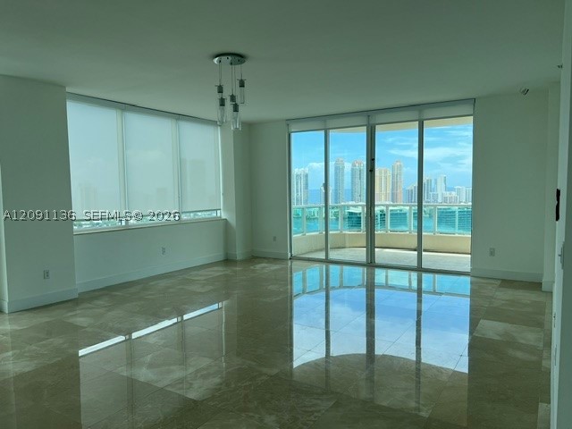 3330 NE 190th St #LPH14, Aventura FL 33180
