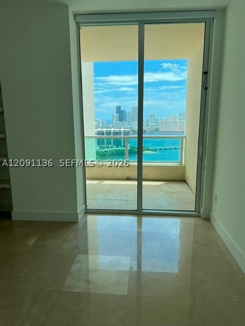 3330 NE 190th St #LPH14, Aventura FL 33180