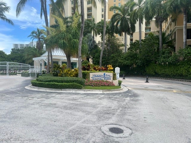 3330 NE 190th St #LPH14, Aventura FL 33180