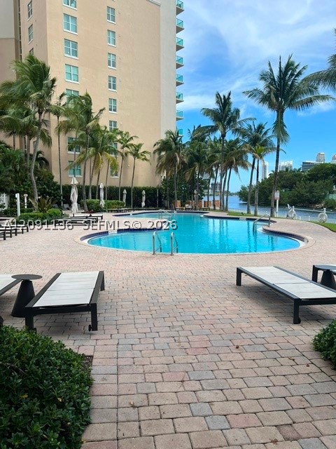 3330 NE 190th St #LPH14, Aventura FL 33180