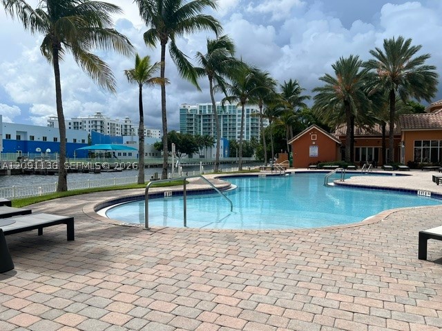 3330 NE 190th St #LPH14, Aventura FL 33180