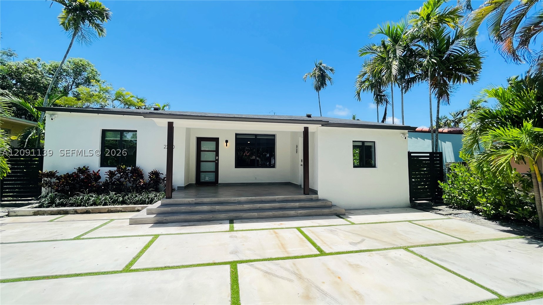 2250 SW 23rd St, Miami FL 33145