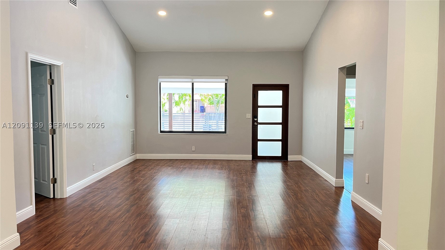 2250 SW 23rd St, Miami FL 33145
