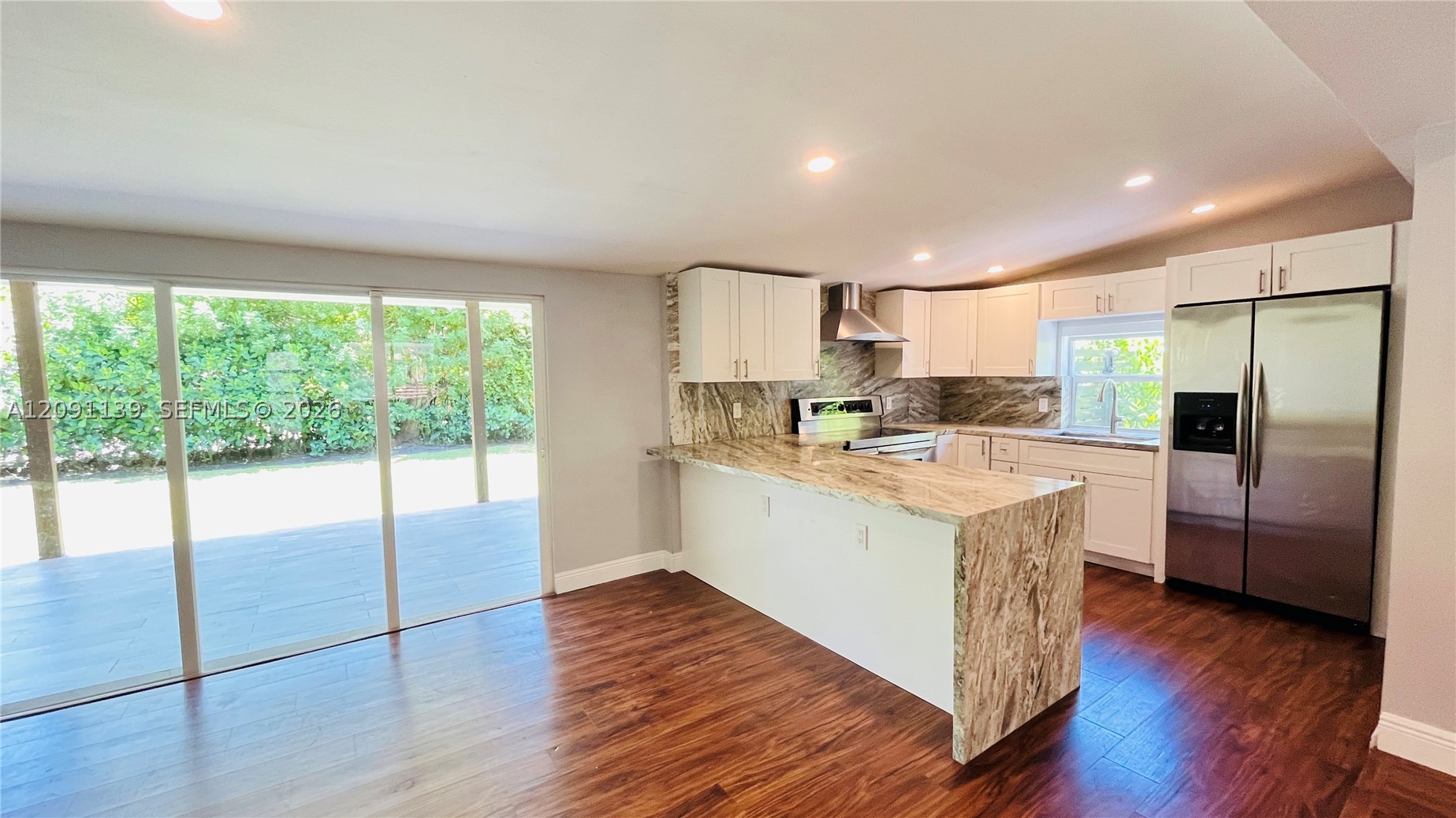 2250 SW 23rd St, Miami FL 33145