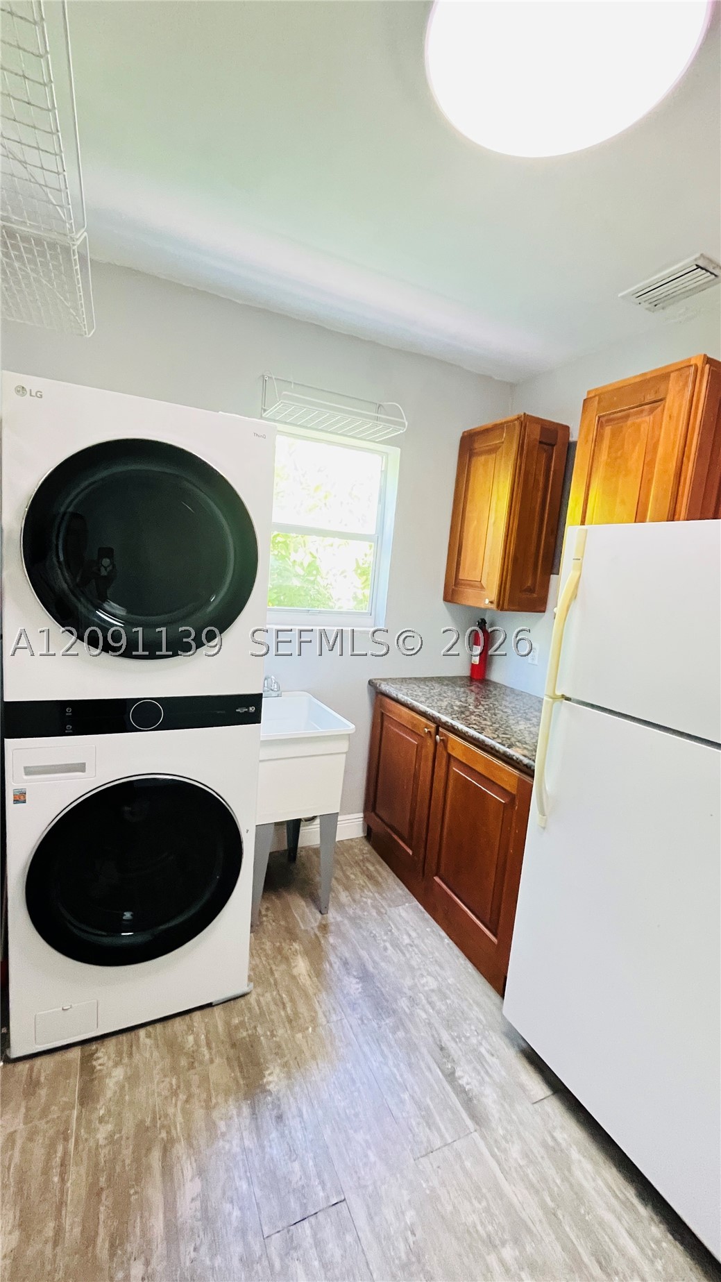 2250 SW 23rd St, Miami FL 33145