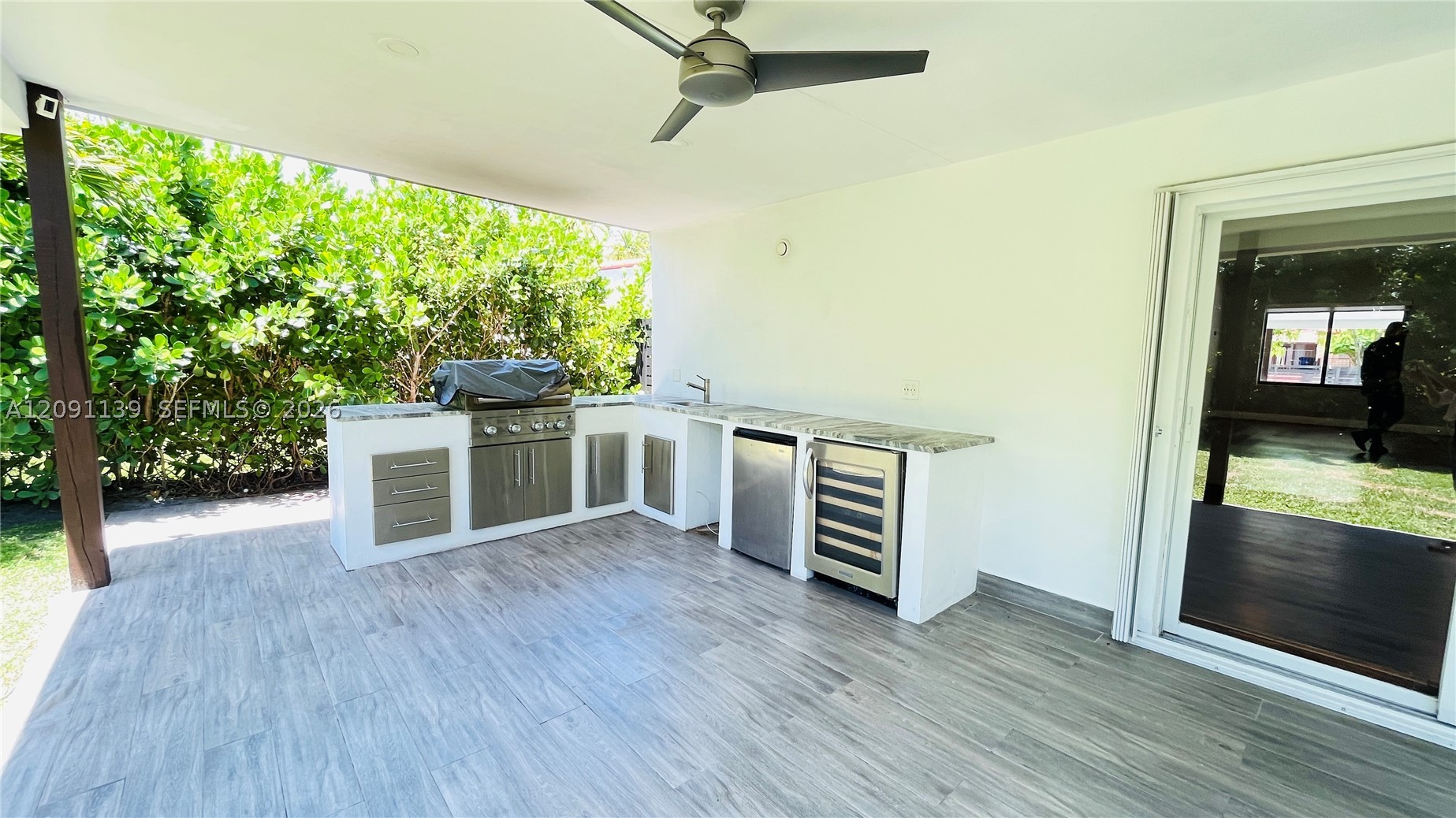 2250 SW 23rd St, Miami FL 33145