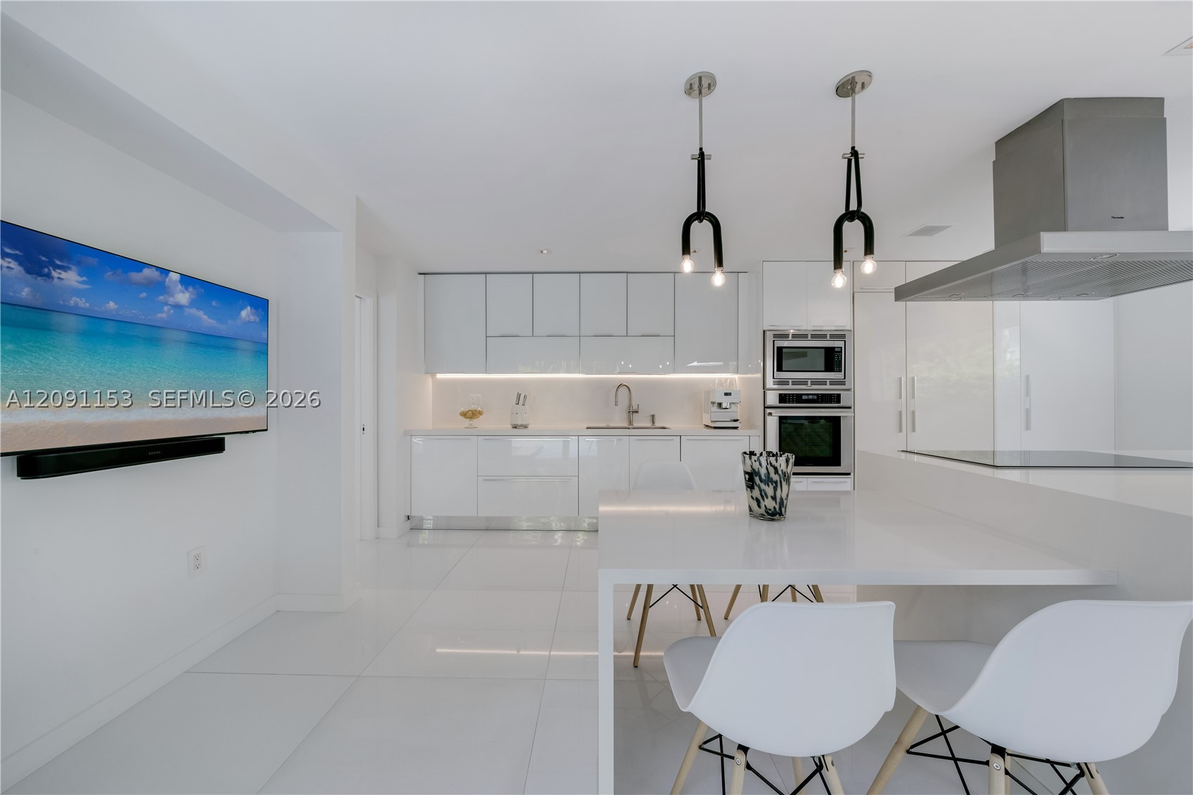 475 Woodcrest Rd, Key Biscayne FL 33149