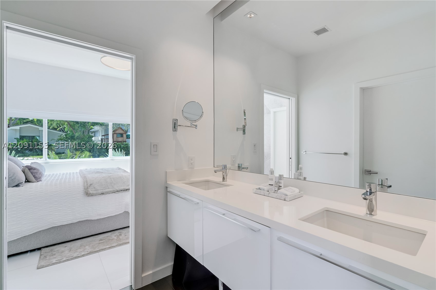 475 Woodcrest Rd, Key Biscayne FL 33149