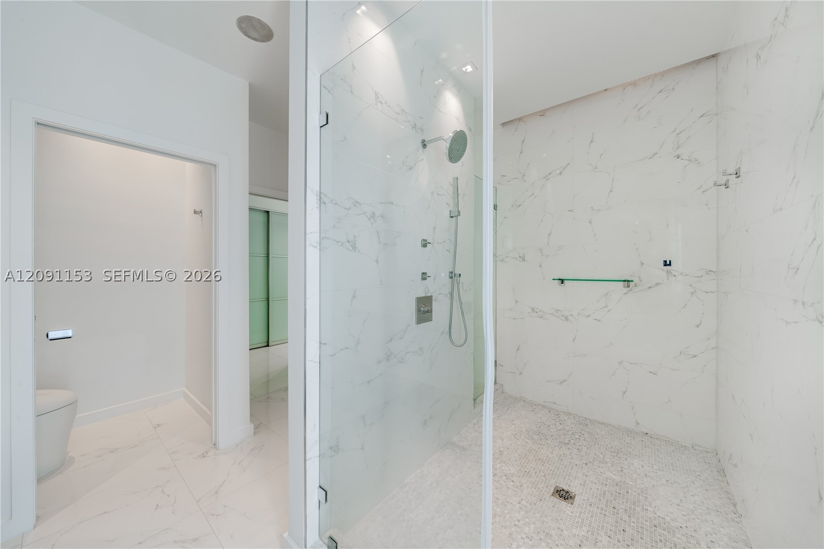 475 Woodcrest Rd, Key Biscayne FL 33149
