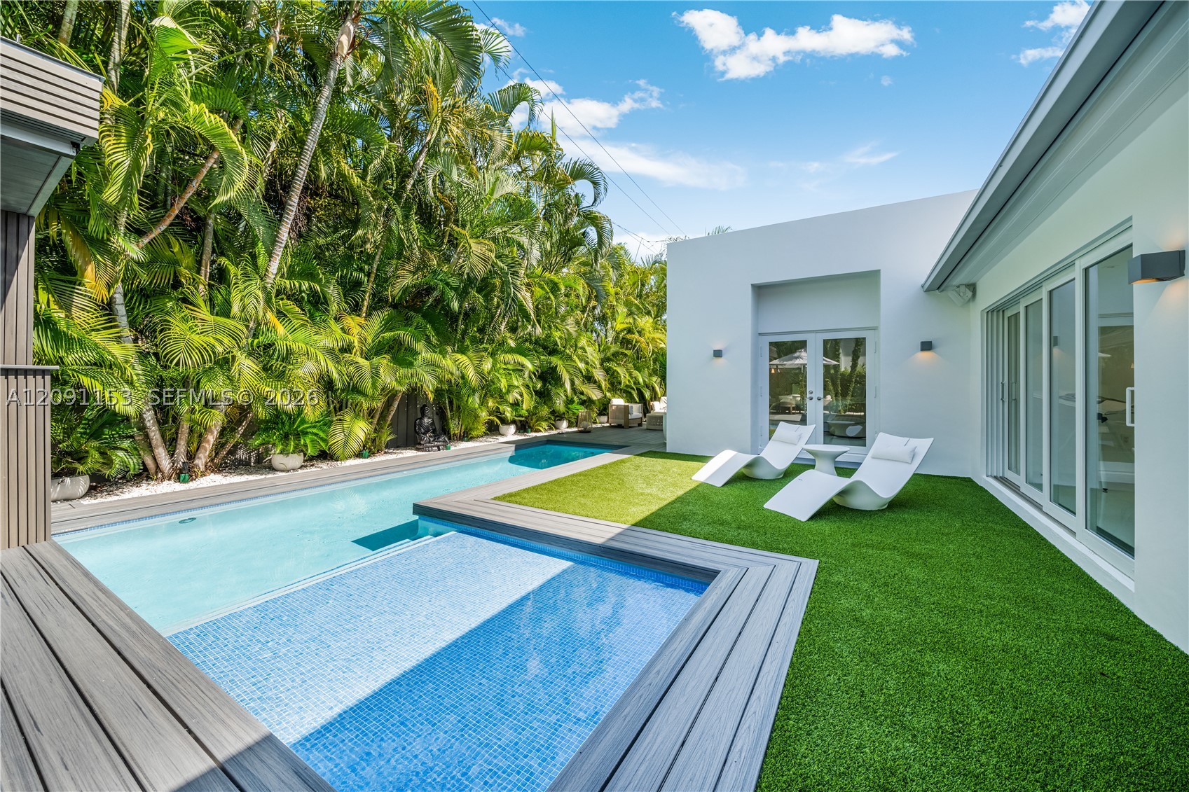 475 Woodcrest Rd, Key Biscayne FL 33149