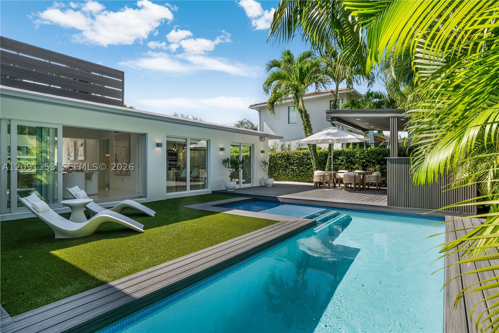 475 Woodcrest Rd, Key Biscayne FL 33149