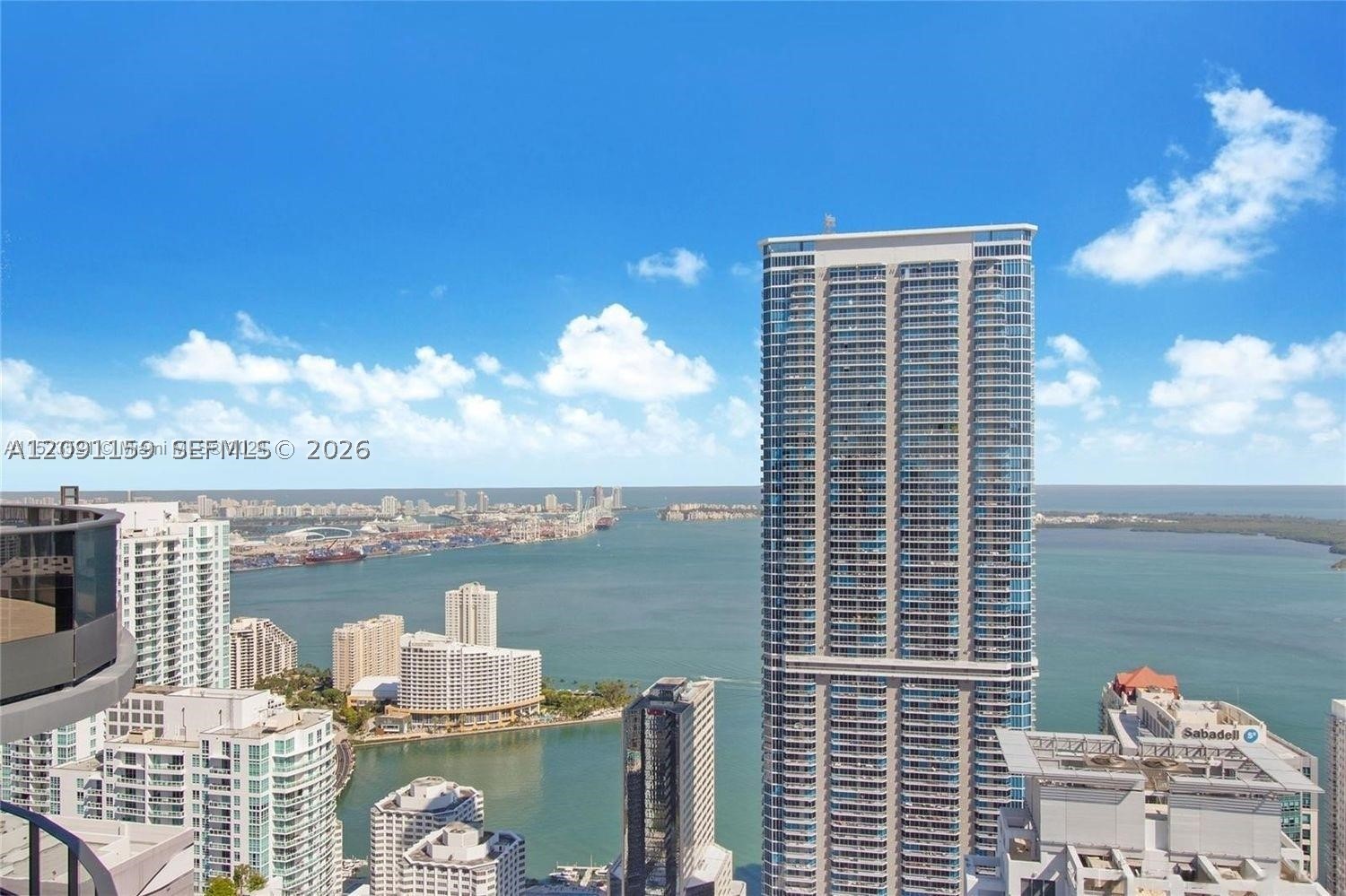 1000 Brickell Plz #4504, Miami FL 33131