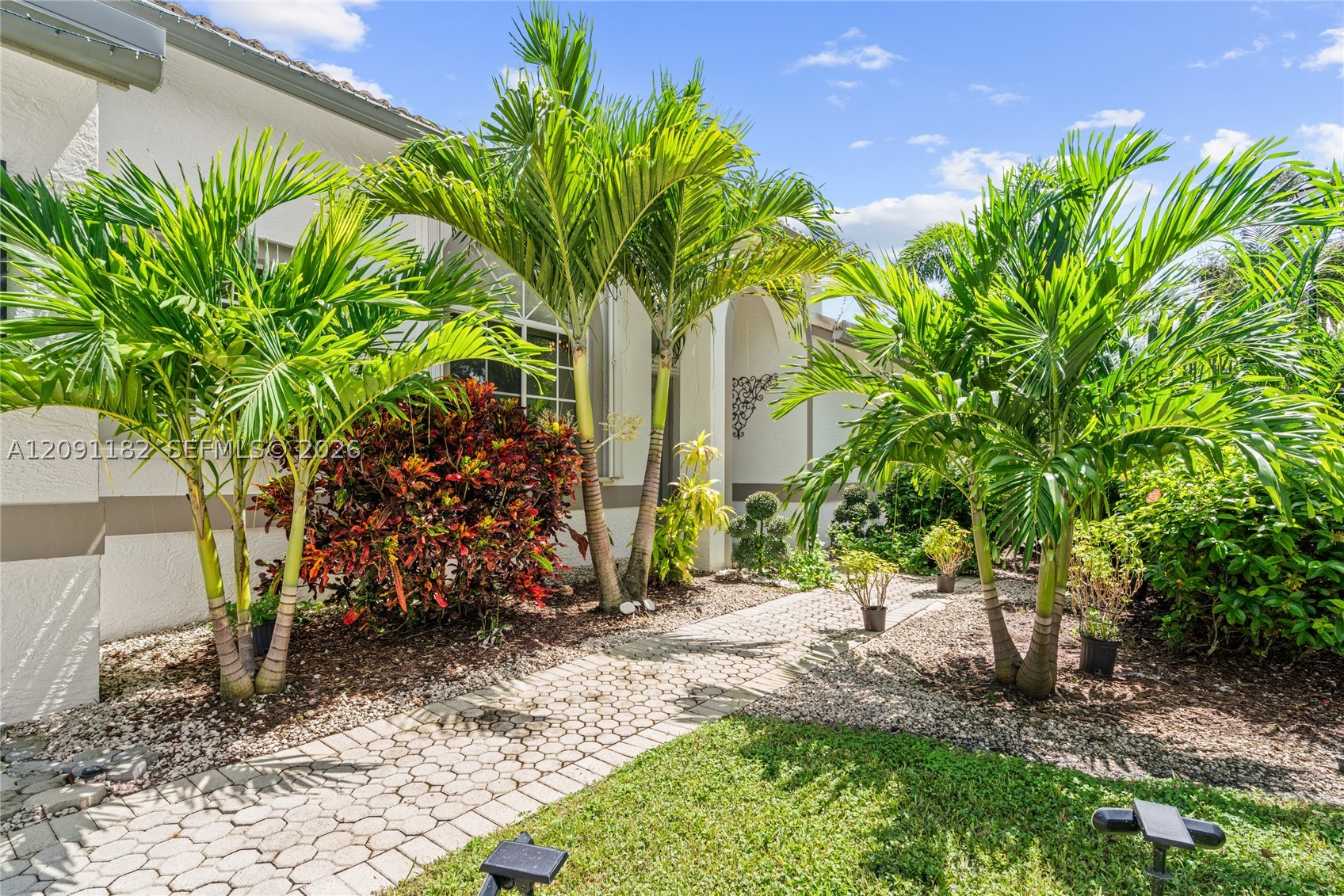 6420 Mallards Way, Coconut Creek FL 33073
